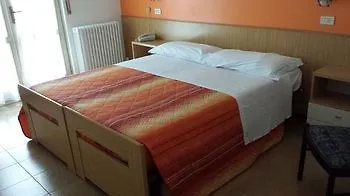 Capinera Hotel 2*